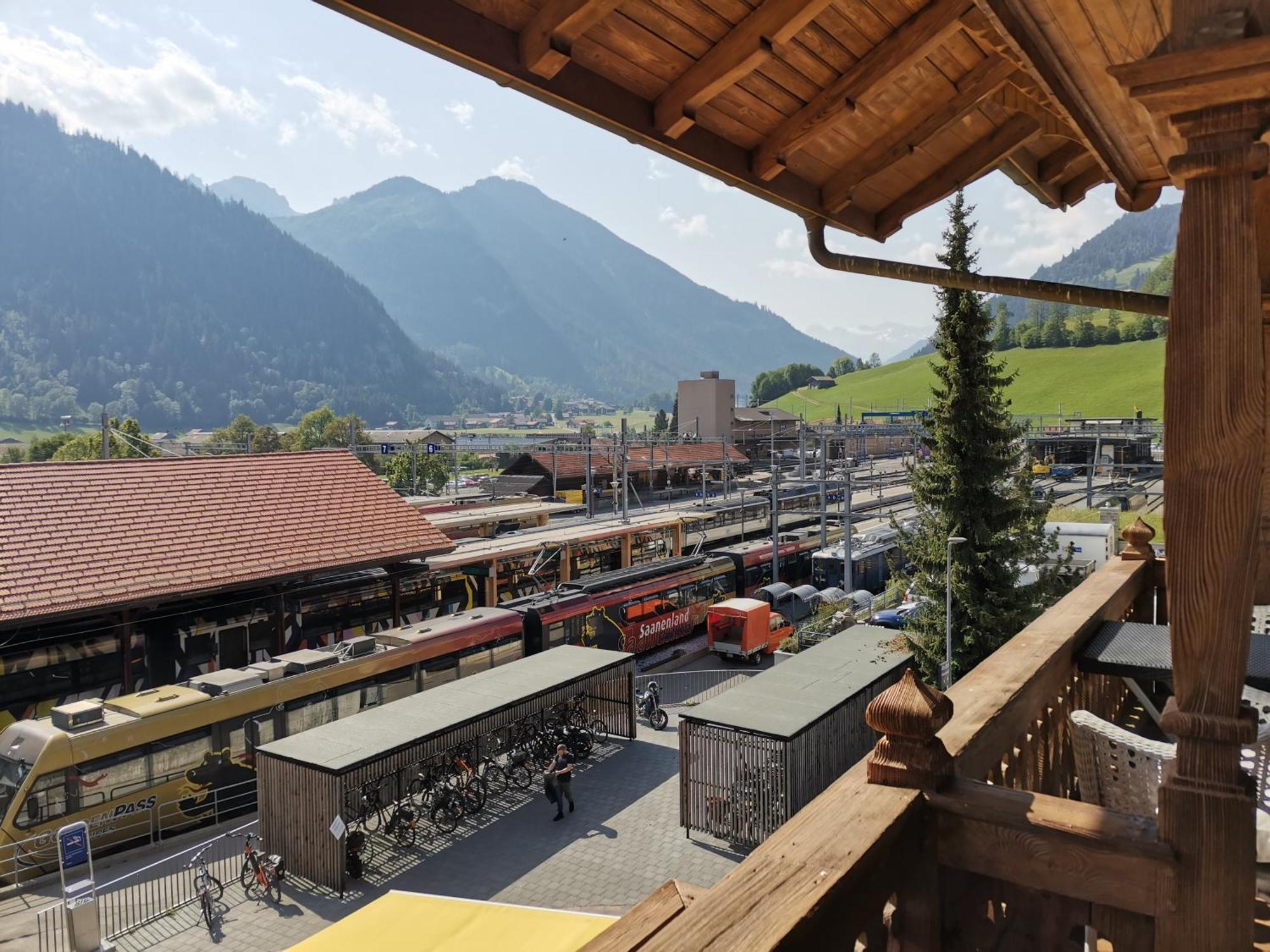 Post Hotel Vista Zweisimmen Luaran gambar